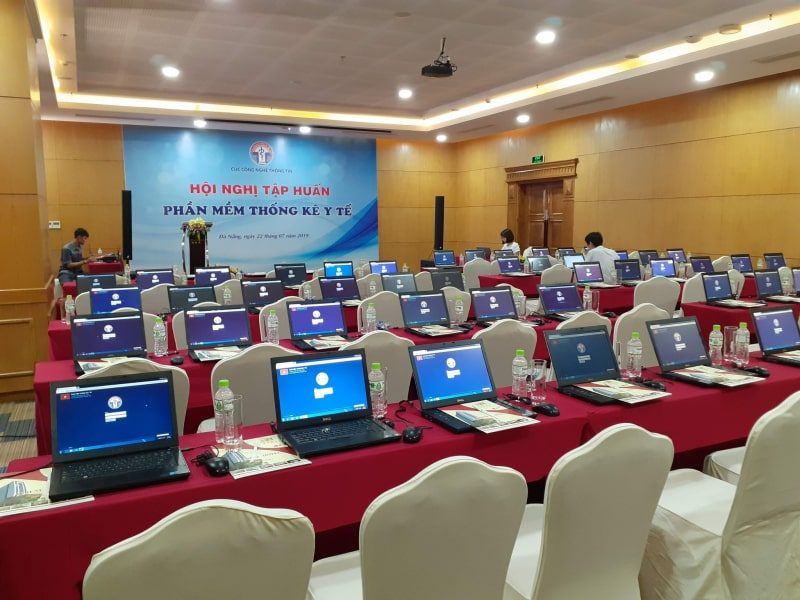 Cho thuê laptop số lượng lớn cho sự kiện, hội nghị, đào tạo TPHCM