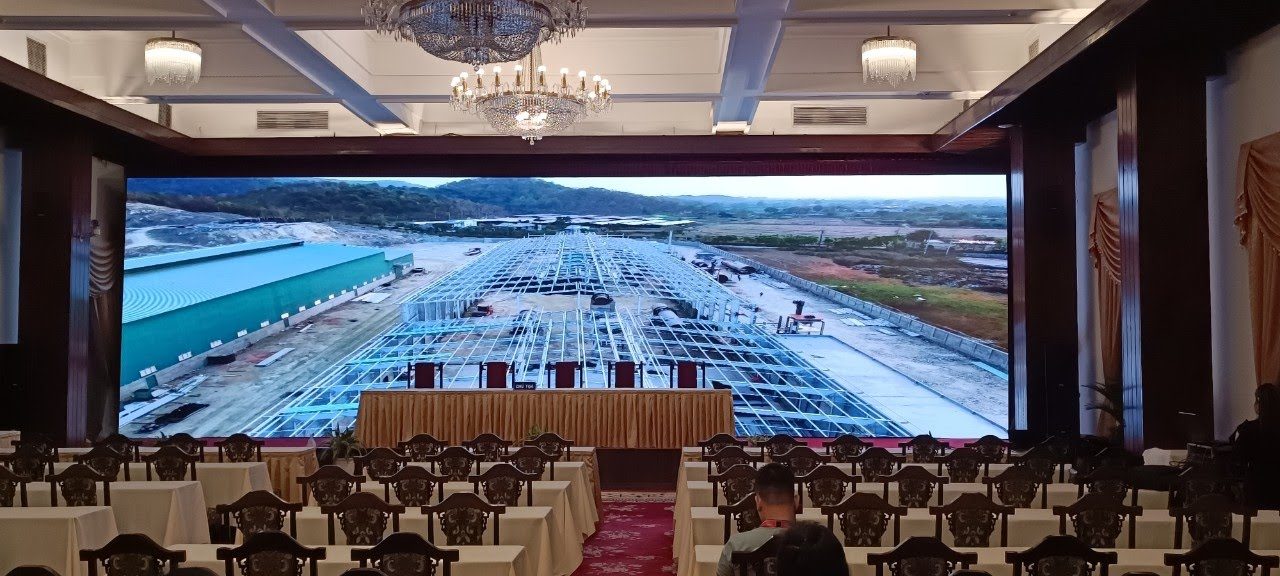 Màn hình LED ngoài trời cho thuê TPHCM – chống nước, độ sáng cao 5000 nits